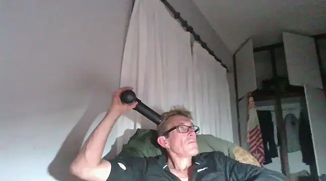 Snapshot of xykenrah@xh chatting on December 14, 2024, 2:34 am xykenrahxh online show from December 14, 2024, 2:34 am