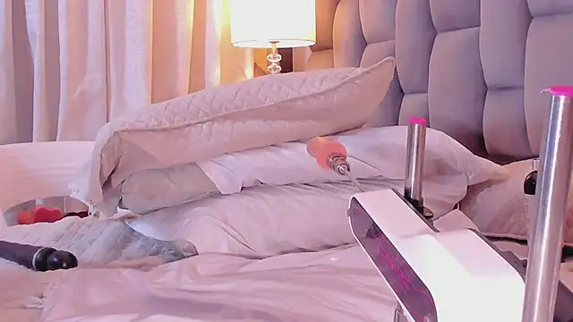 Rianamanson online show from February 21, 2025, 10:39 am