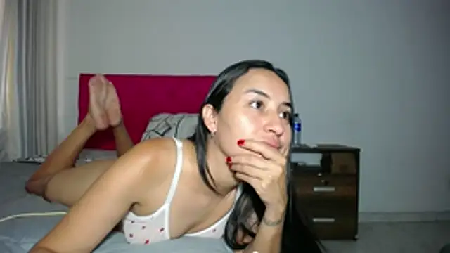 Snapshot of LisaRiveraxxx chatting on October 24, 2025, 5:53 pm LisaRiveraxxx online show from October 24, 2025, 5:53 pm