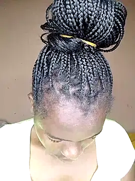  cutemelania online show from September 28, 2025, 3:45 am