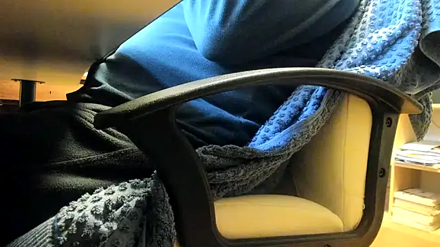 leccaleccafiga online show from December 14, 2025, 9:58 am