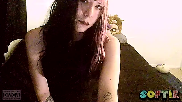 crystalxh online show from March 20, 2026, 12:26 am