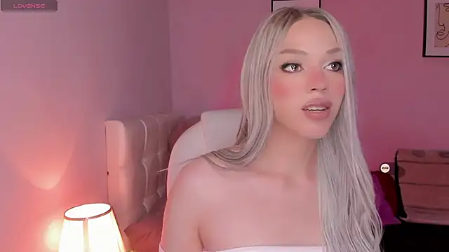 EvaEvangeline online show from December 10, 2024, 9:33 am