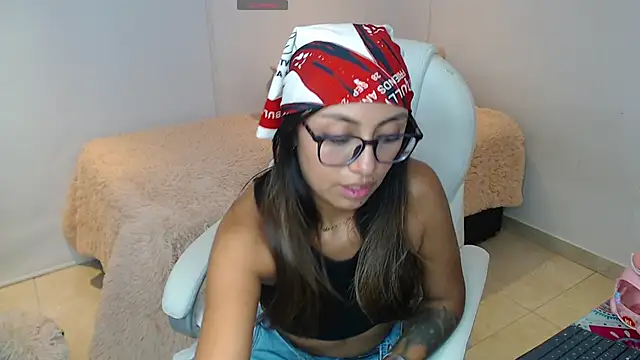 Gabi morales online show from December 5, 2024, 3:04 am