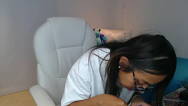 Gabi morales online show from February 10, 2025, 3:35 am