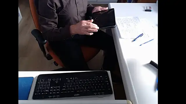 dutchpornking online show from October 26, 2025, 12:00 pm