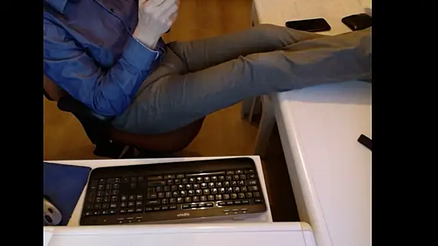 dutchpornking online show from March 25, 2026, 7:20 pm