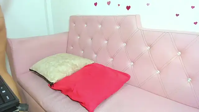 allyson cute1 online show from March 19, 2025, 12:23 pm