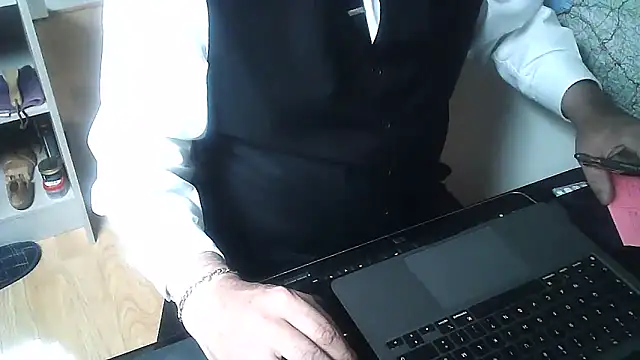 DUDURAxh online show from November 26, 2025, 12:39 pm