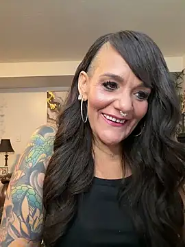 Xoxobigbooty online show from November 13, 2025, 12:26 pm