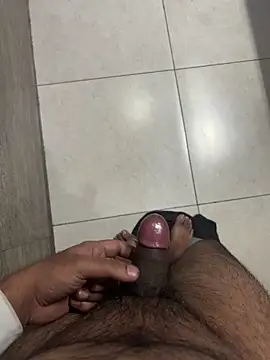 luciferdxm5 online show from November 15, 2025, 4:10 am