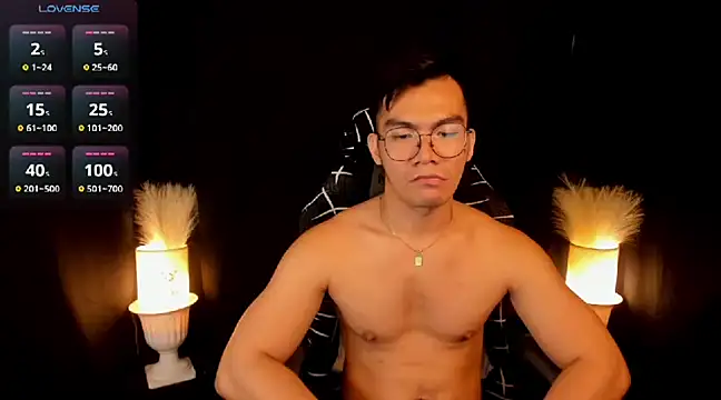 Snapshot of 000batman000 chatting on February 24, 2025, 4:16 am 000batman000 online show from February 24, 2025, 4:16 am