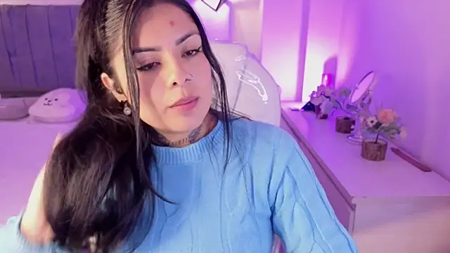 Snapshot of Catalinaa_martinez chatting on October 9, 2025, 2:53 am Catalinaa martinez online show from October 9, 2025, 2:53 am