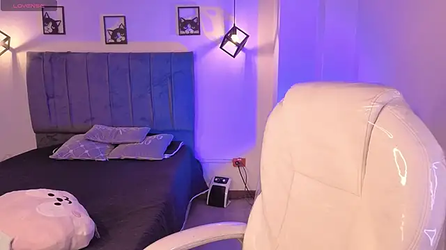 Snapshot of Catalinaa_martinez chatting on October 30, 2025, 3:30 am Catalinaa martinez online show from October 30, 2025, 3:30 am