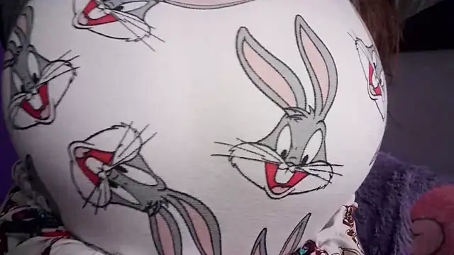 AnnyelinnaLove online show from January 7, 2026, 4:04 am