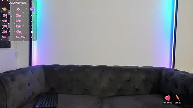 Snapshot of BiancaCruzzz chatting on May 15, 2026, 7:43 pm BiancaCruzzz online show from May 15, 2026, 7:43 pm