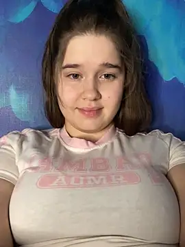 HornyGirlH online show from December 18, 2024, 8:47 pm