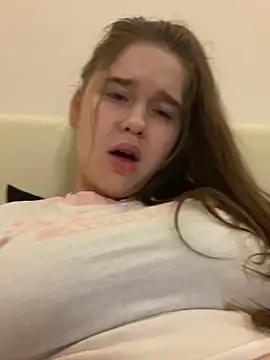 HornyGirlH online show from March 1, 2025, 10:21 pm