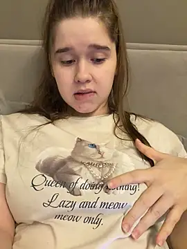 HornyGirlH online show from April 6, 2026, 1:14 am