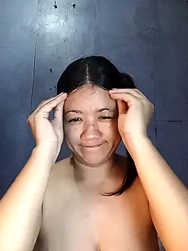 Urchanel online show from October 8, 2025, 3:04 am