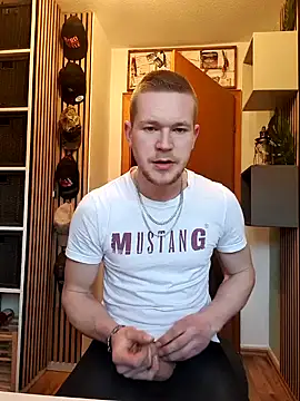 Playbunniboy online show from February 5, 2025, 3:31 pm