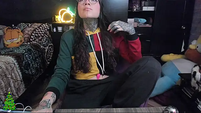 Lilmarieee online show from December 29, 2024, 9:09 pm