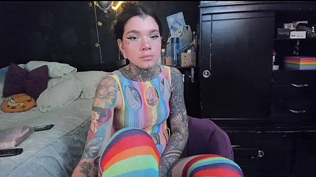 Lilmarieee online show from September 24, 2025, 8:23 pm