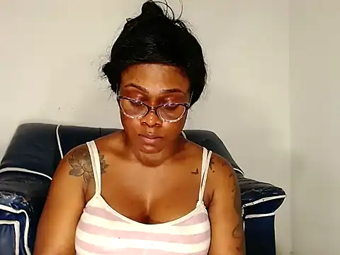 alexiaao9 online show from September 13, 2025, 4:29 pm