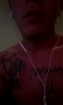 Snapshot of landy20cm chatting on December 3, 2024, 8:38 am landy20cm online show from December 3, 2024, 8:38 am