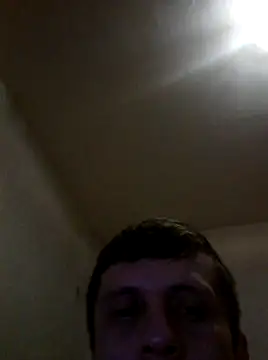 Snapshot of landy20cm chatting on December 4, 2024, 6:22 am landy20cm online show from December 4, 2024, 6:22 am