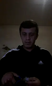 Snapshot of landy20cm chatting on December 5, 2024, 4:20 am landy20cm online show from December 5, 2024, 4:20 am