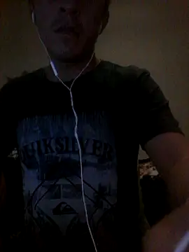 Snapshot of landy20cm chatting on December 5, 2024, 12:00 pm landy20cm online show from December 5, 2024, 12:00 pm