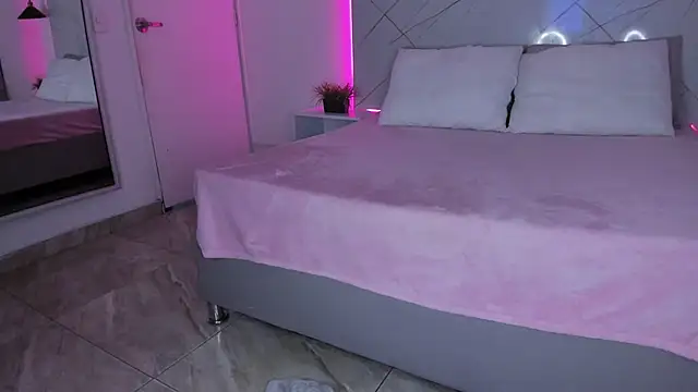 AMMY-CAMM online show from March 18, 2025, 9:09 am