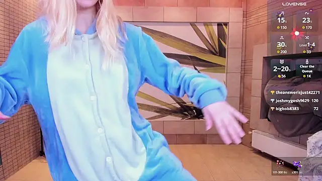 fleximona online show from April 18, 2026, 7:07 pm