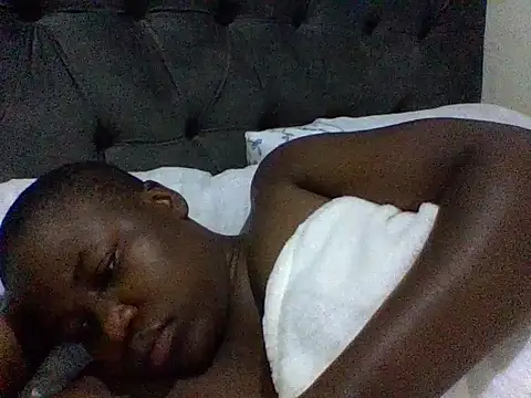 cute-marianna online show from November 13, 2025, 3:16 am