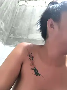 Snapshot of QuiinMollyXxX chatting on October 5, 2025, 7:56 pm QuiinMollyXxX online show from October 5, 2025, 7:56 pm