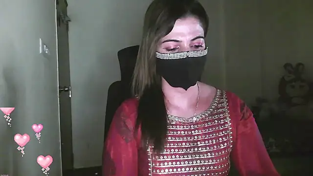 Cute Sonii online show from August 9, 2026, 11:37 am