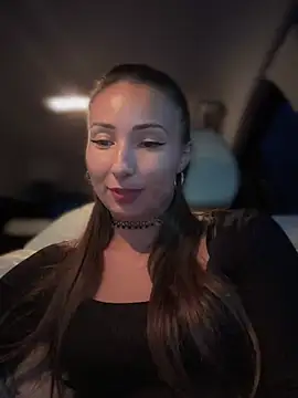 YOUR-KARINA online show from January 9, 2025, 11:58 am