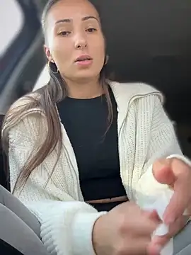 YOUR-KARINA online show from February 20, 2025, 9:33 am