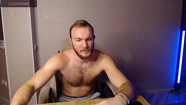 Toress1 online show from February 5, 2025, 5:09 pm