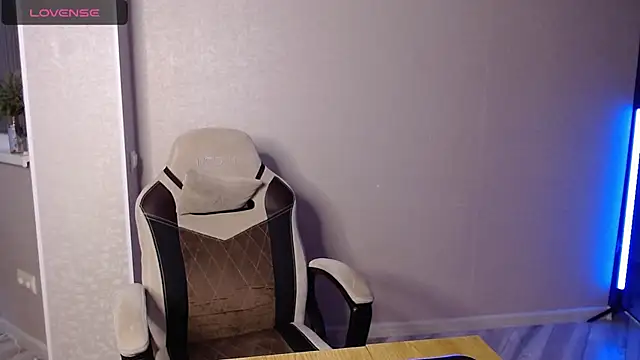 Toress1 online show from March 8, 2025, 7:38 am