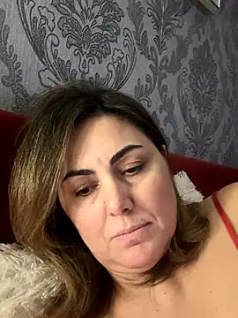 Emma roqueen online show from September 24, 2025, 9:07 pm