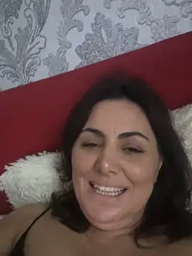 Snapshot of Emma_roqueen chatting on June 21, 2026, 5:37 pm Emma roqueen online show from June 21, 2026, 5:37 pm