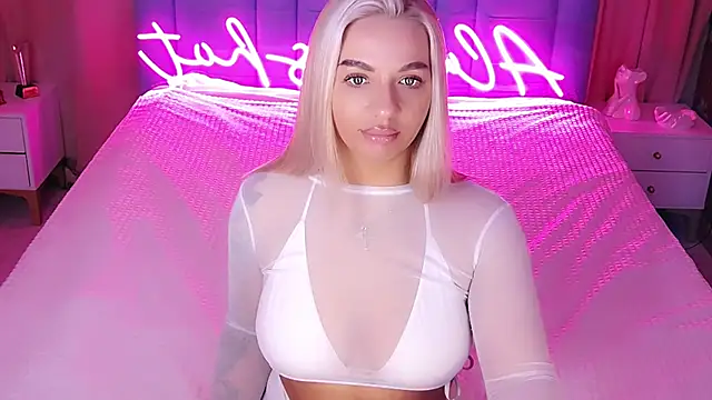 AllwaysHotJ online show from November 28, 2025, 2:25 am