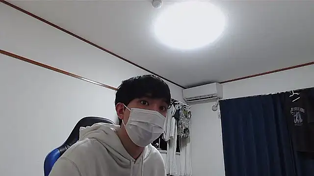 pychan online show from December 21, 2025, 12:12 pm