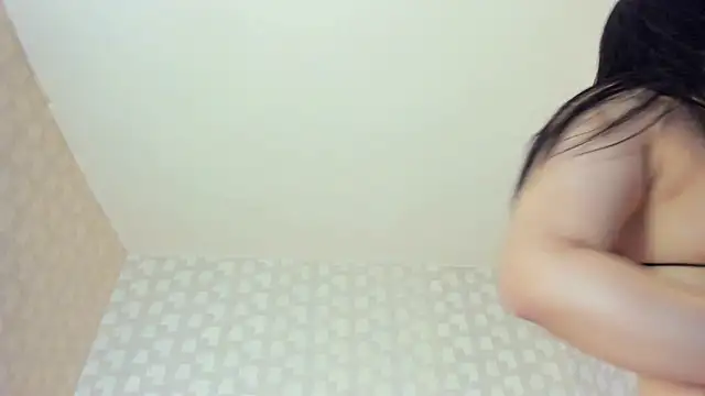 Snapshot of NatsumiHun chatting on May 24, 2026, 5:56 am NatsumiHun online show from May 24, 2026, 5:56 am