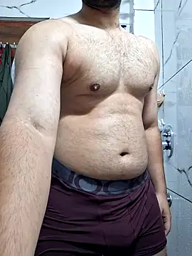 GYMBOY0071 online show from November 8, 2025, 5:34 pm