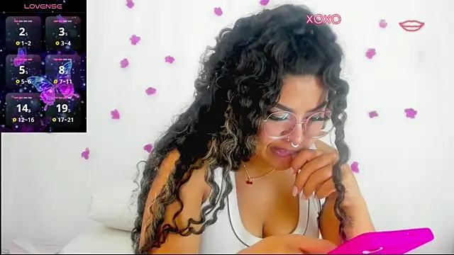 moana taylor online show from September 28, 2025, 10:31 am