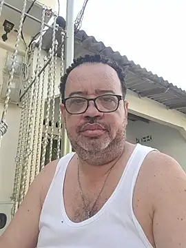 Snapshot of djtomxxx2777 chatting on November 8, 2025, 1:00 pm djtomxxx2777 online show from November 8, 2025, 1:00 pm