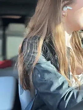 lunagirl13 online show from January 16, 2026, 9:08 pm